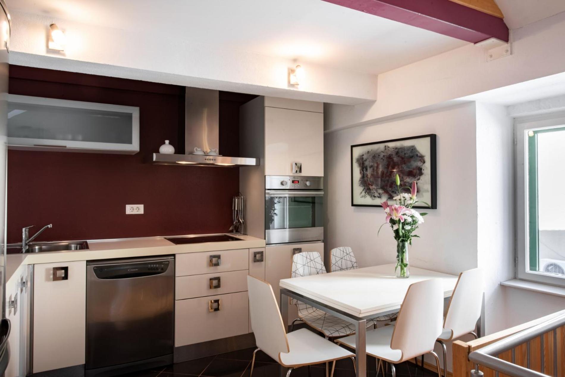 Duplex With Terrace In The City Centar Сплит Екстериор снимка