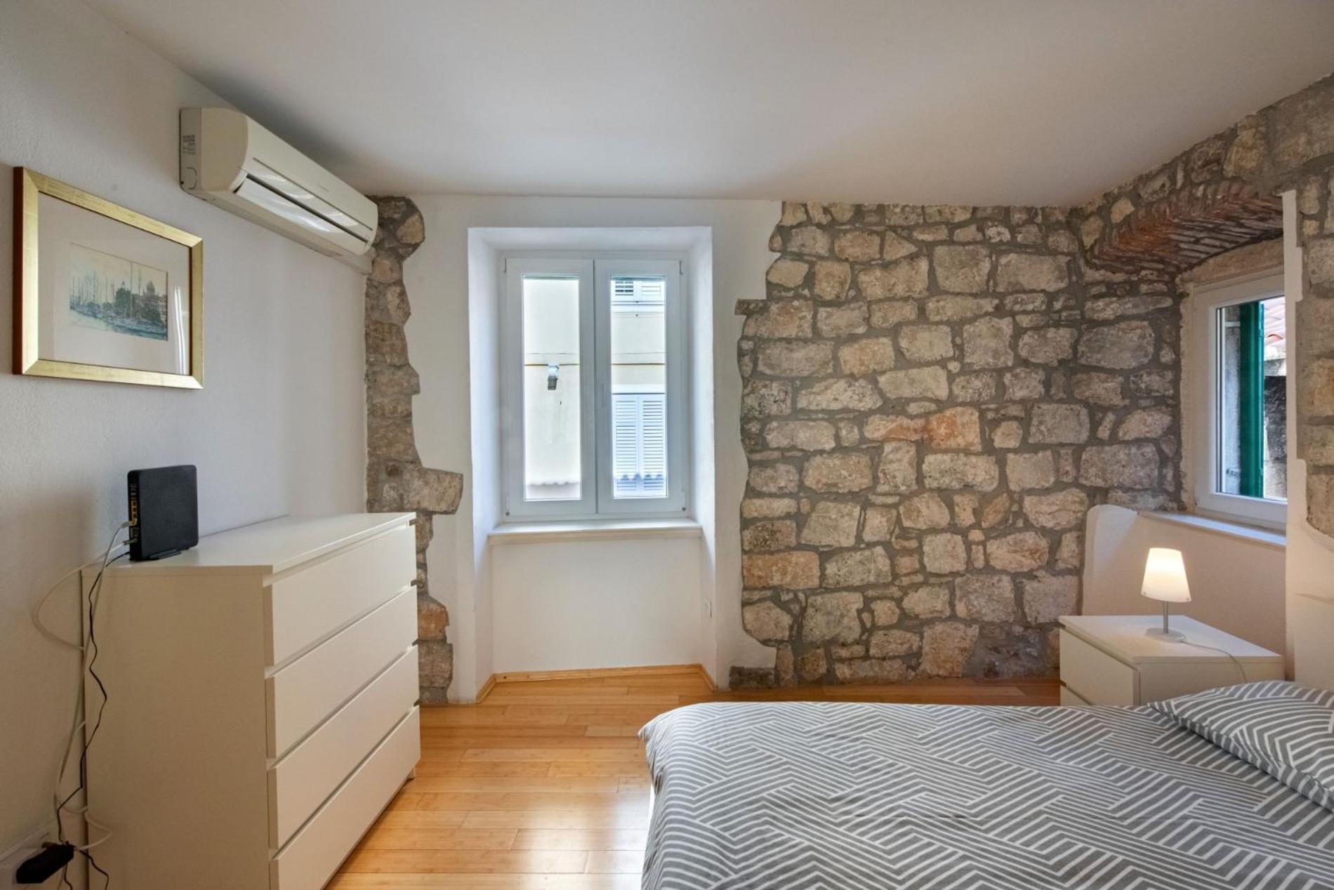 Duplex With Terrace In The City Centar Сплит Екстериор снимка